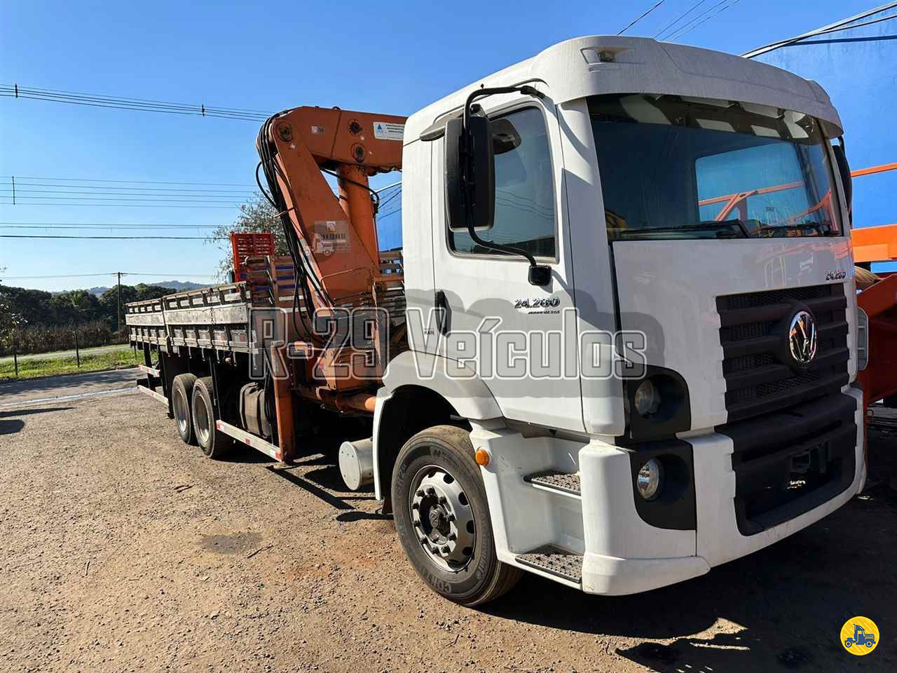 CAMINHAO VOLKSWAGEN VW 24280 Guincho Munck Truck 6x2 R29 Caminhões IRACEMAPOLIS SÃO PAULO SP
